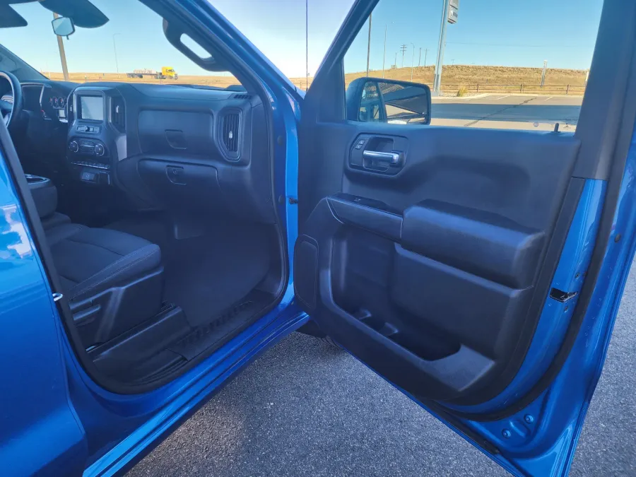 2022 Chevrolet Silverado 1500 Custom Trail Boss | Photo 16 of 23