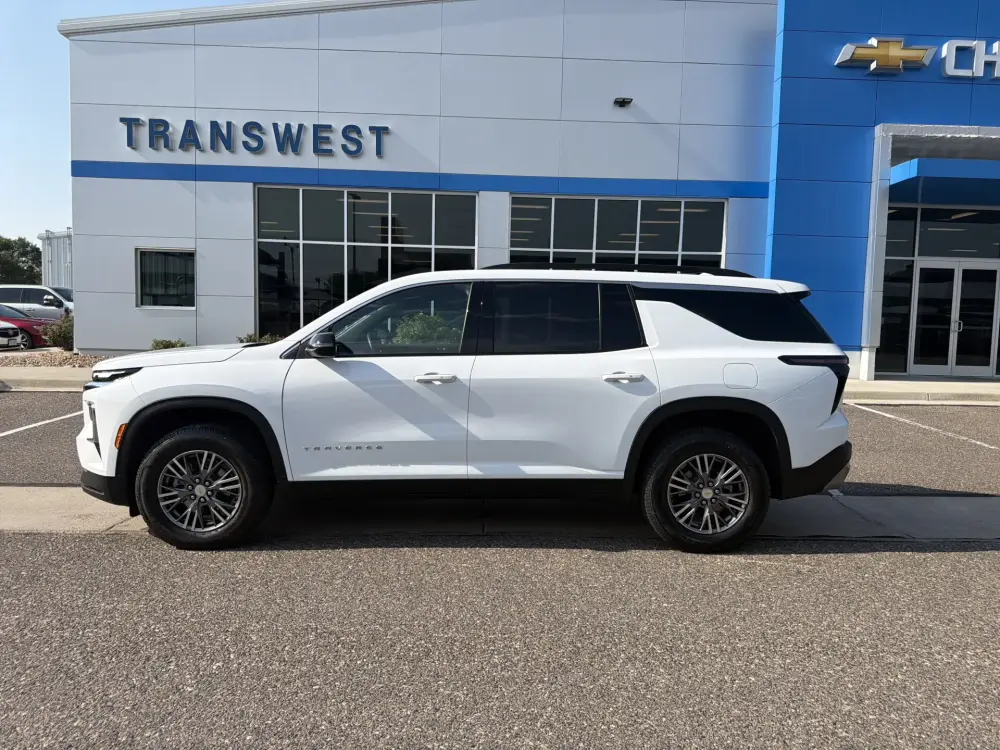 2025 Chevrolet Traverse LT