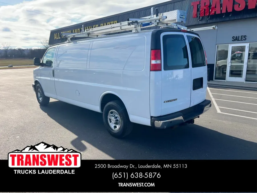 2018 Chevrolet Express 3500 Work Van | Photo 11 of 19