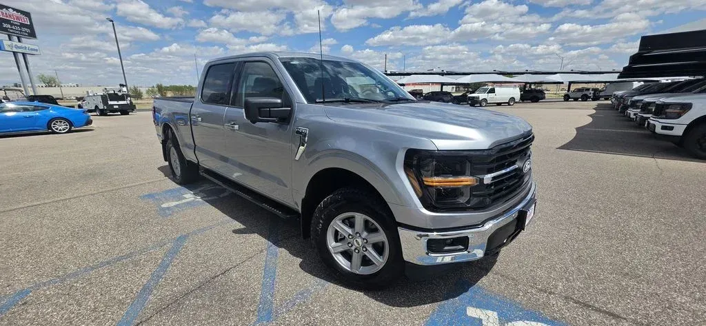 2026 Ford F-150 | Photo 3 of 29