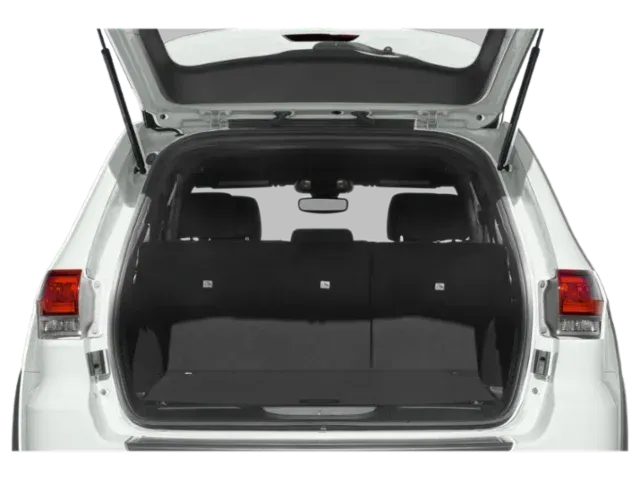 2018 Jeep Grand Cherokee | Photo 8 of 13