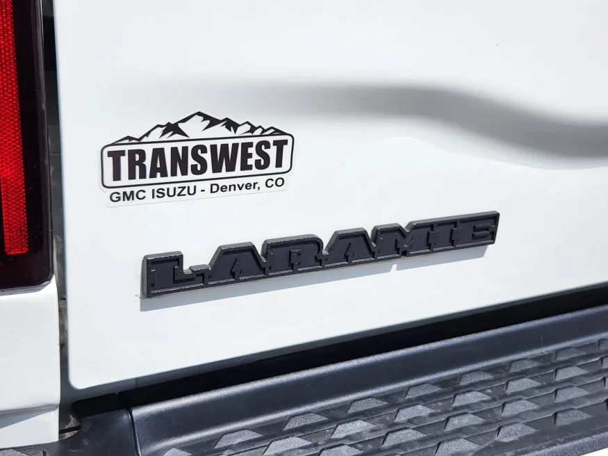2024 RAM 3500 Laramie | Photo 13 of 33