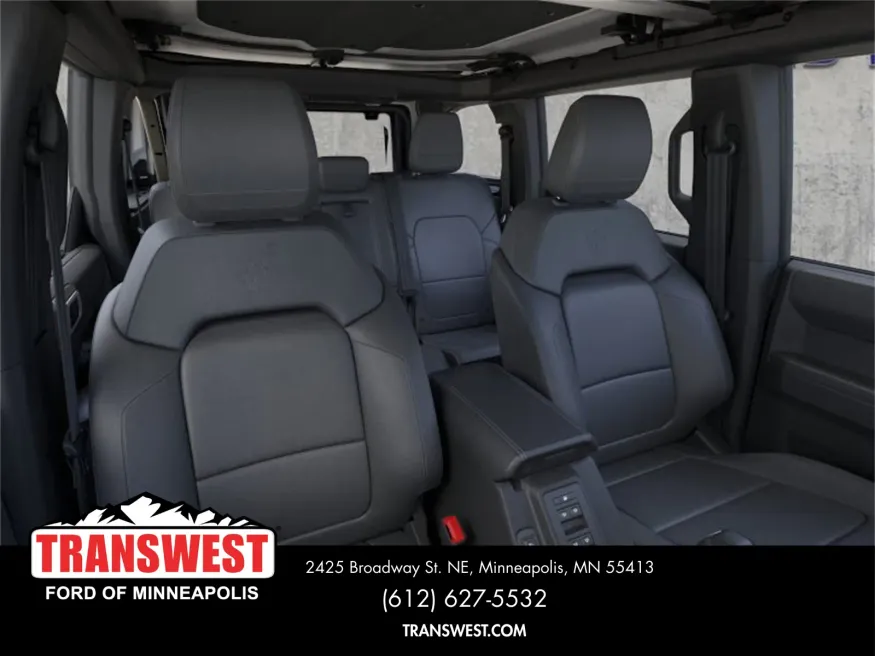 2025 Ford Bronco Badlands | Photo 10 of 25