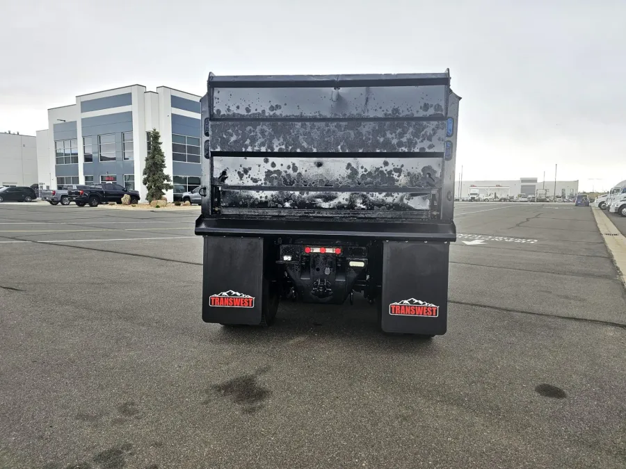 2018 Western Star 4700SF | Photo 6 of 17