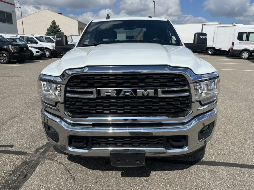 2024 RAM 2500 Big Horn | Photo 18 of 21
