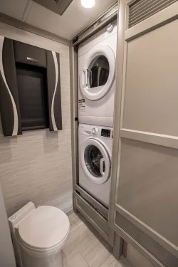 2026 Tiffin Phaeton 37BH | Thumbnail Photo 26 of 25