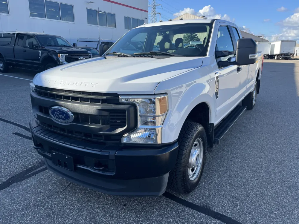 2022 Ford F-250 Super Duty XL's photo