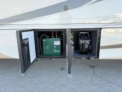 2019 Newmar Ventana 4037 | Thumbnail Photo 31 of 31