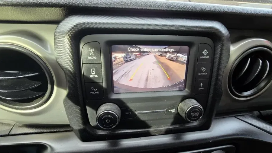 2021 Jeep Wrangler Unlimited | Photo 19 of 28