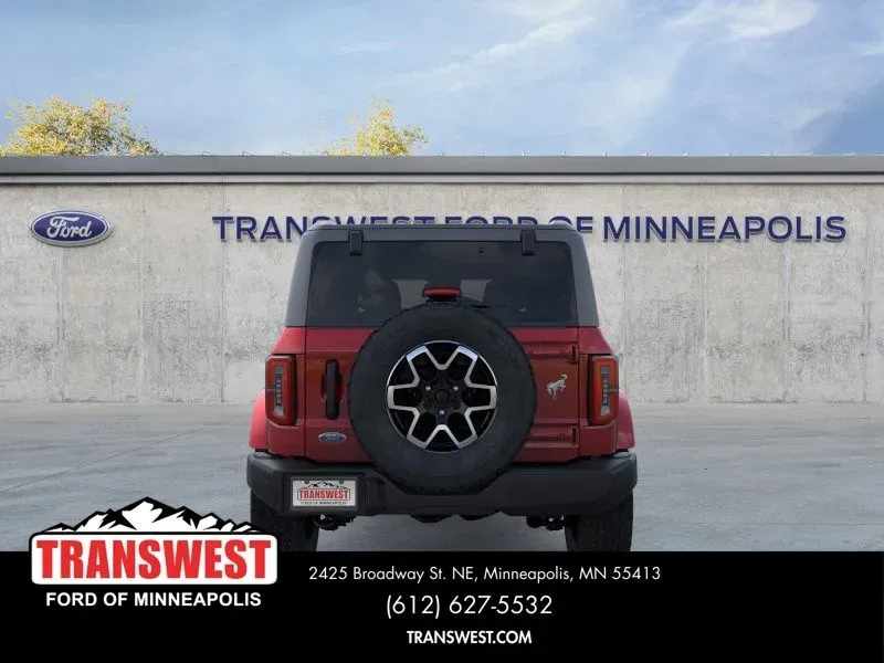 2026 Ford Bronco Outer Banks | Photo 4 of 25