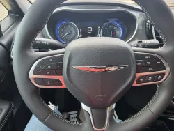 2025 Chrysler Pacifica Select | Thumbnail Photo 20 of 30