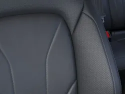 2026 Ford Escape Plug-In Hybrid | Thumbnail Photo 16 of 23