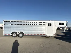 2020 Platinum Coach 5HGN | Thumbnail Photo 2 of 15