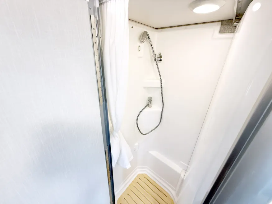 2027 Winnebago EKKO 22A | Photo 11 of 23