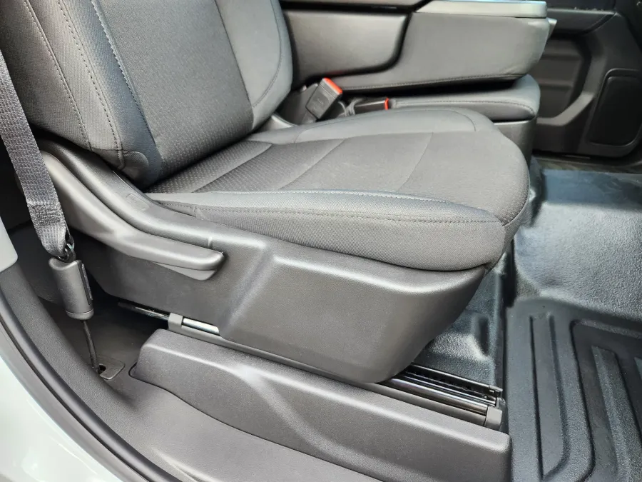 2026 GMC Sierra 2500HD Pro | Photo 19 of 30