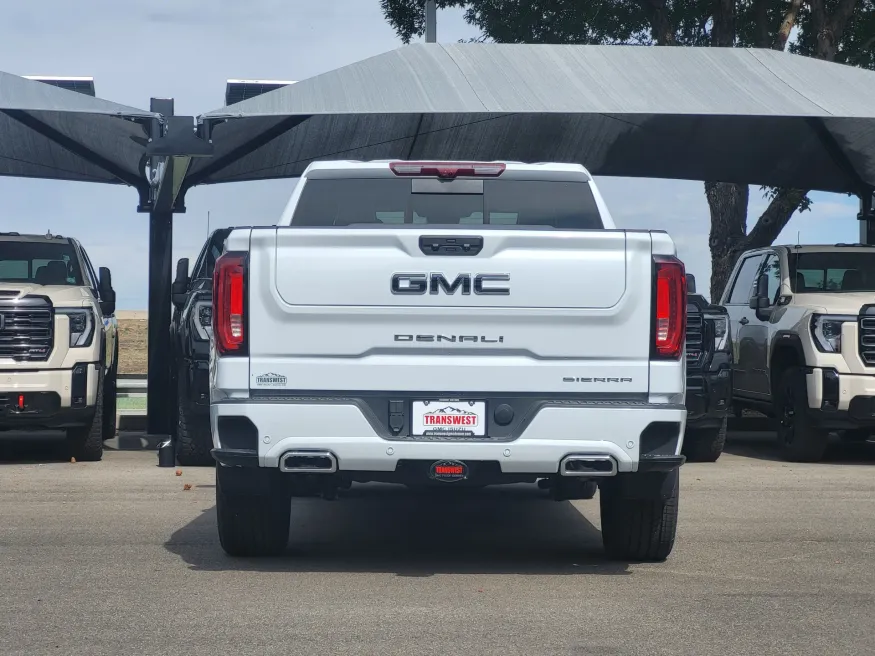 2026 GMC Sierra 1500 Denali Ultimate | Photo 5 of 26