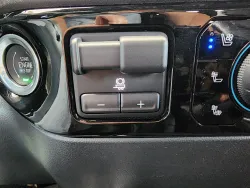 2023 Chevrolet Silverado 1500 ZR2 | Thumbnail Photo 32 of 33