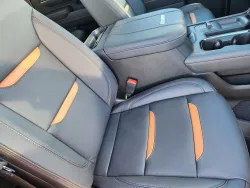 2026 GMC Sierra 2500HD AT4 | Thumbnail Photo 9 of 20