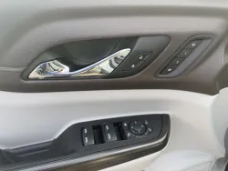 2023 GMC Acadia SLT | Thumbnail Photo 15 of 24