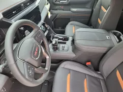 2026 GMC Sierra 1500 AT4 | Thumbnail Photo 11 of 26