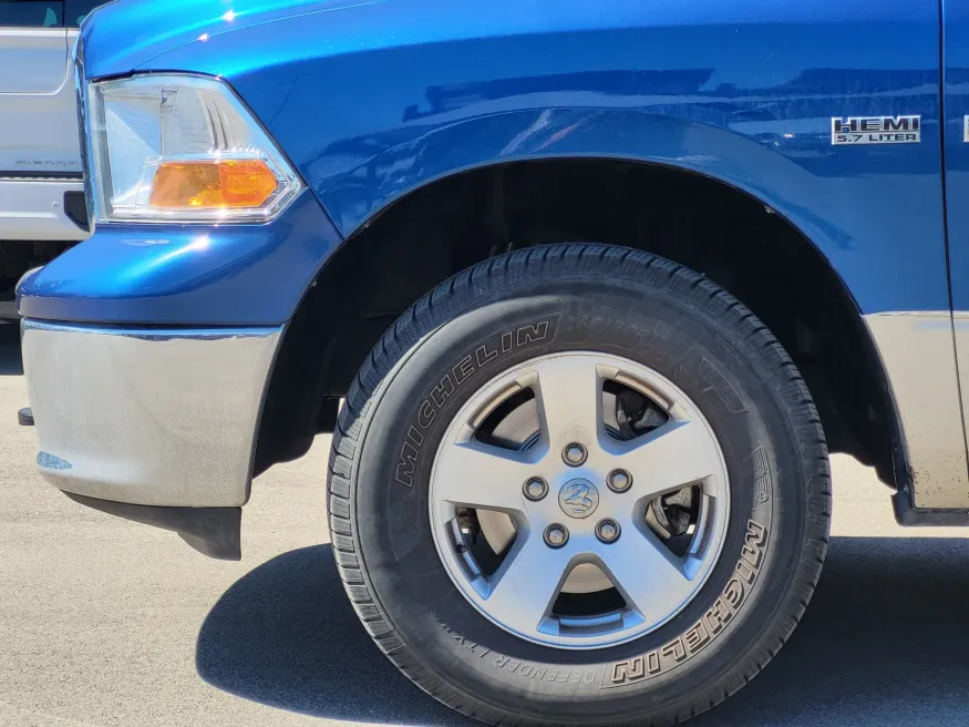 2010 Dodge Ram 1500 SLT | Photo 8 of 21