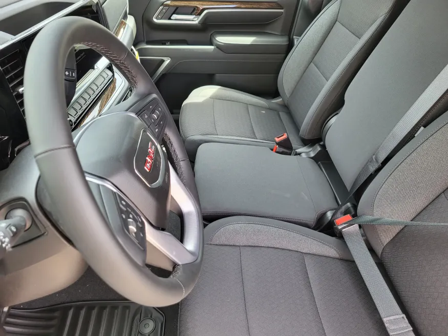 2026 GMC Sierra 2500HD SLE | Photo 11 of 24