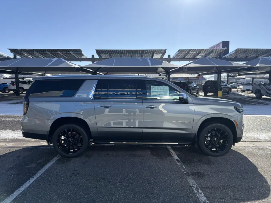 2026 Chevrolet Suburban Premier | Photo 5 of 26