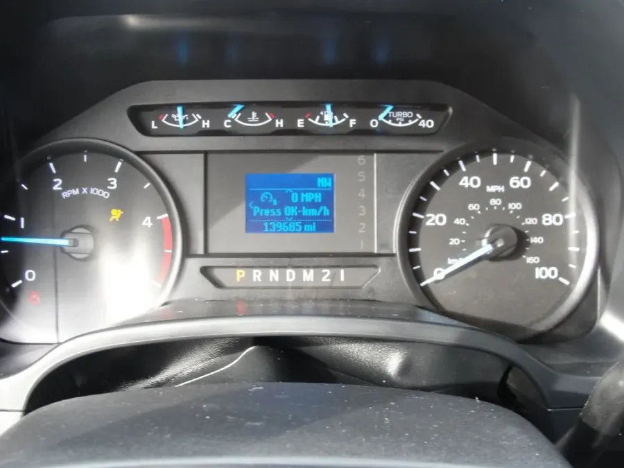 2019 Ford Super Duty F-550 XL | Photo 13 of 14