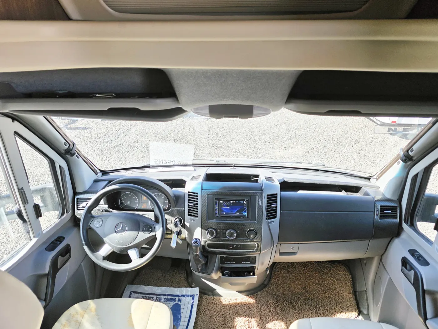 2017 Winnebago Navion 24V | Photo 5 of 16