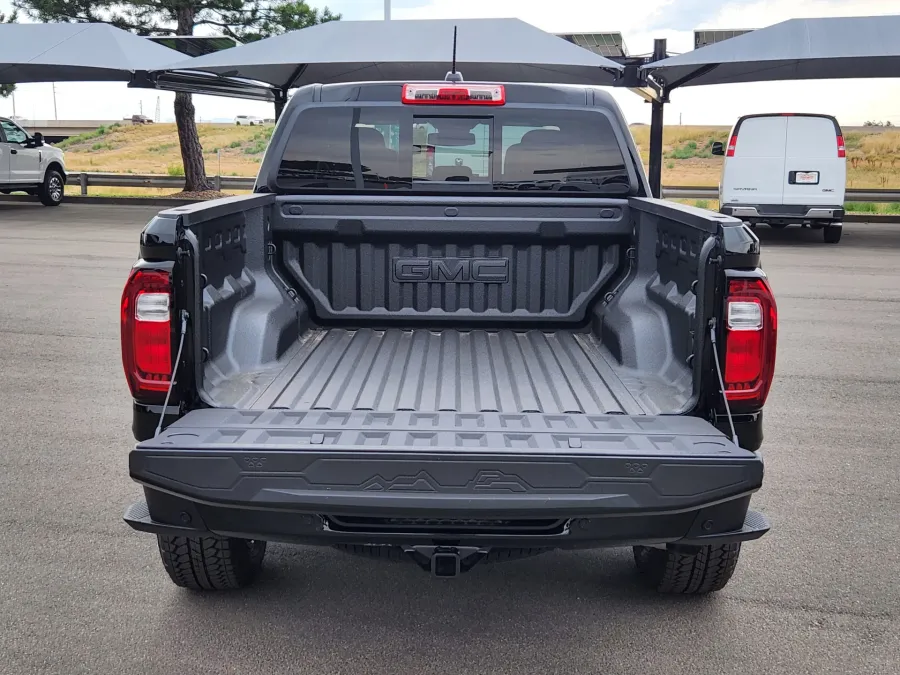 2026 GMC Canyon 4WD Denali | Photo 14 of 28