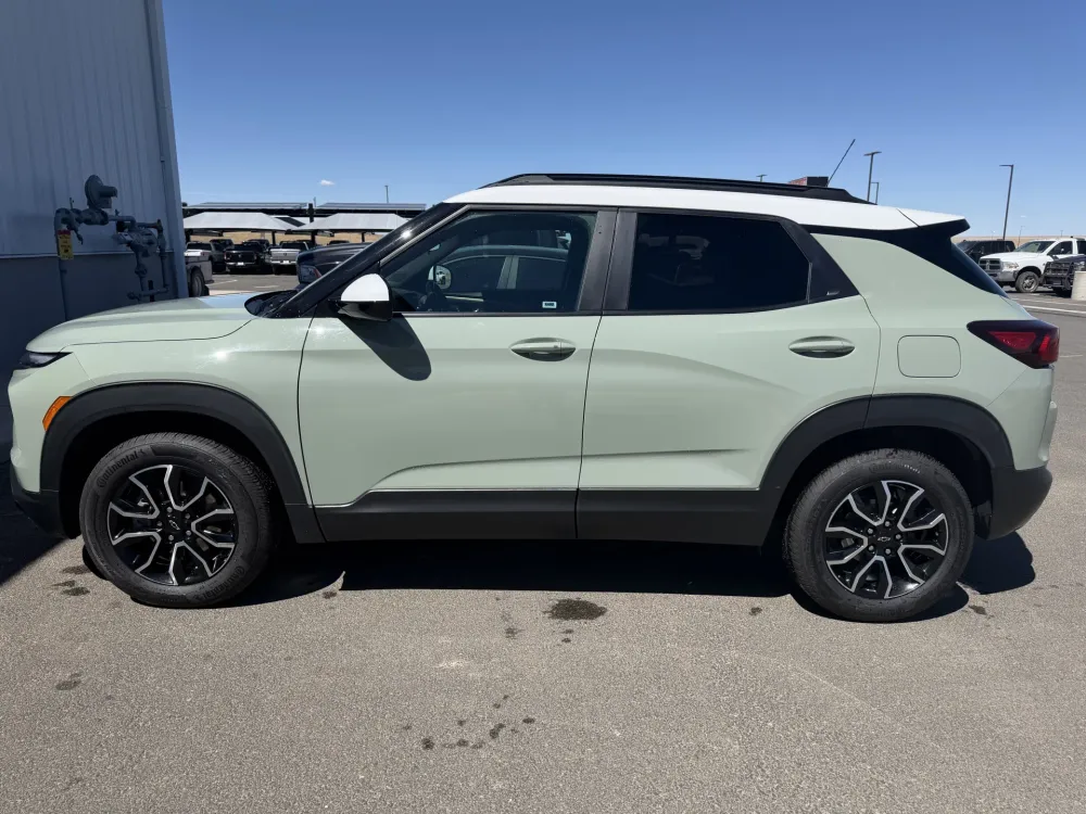2024 Chevrolet Trailblazer Activ AWD's photo
