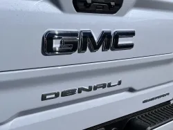 2026 GMC Sierra 1500 Denali Ultimate | Thumbnail Photo 12 of 28
