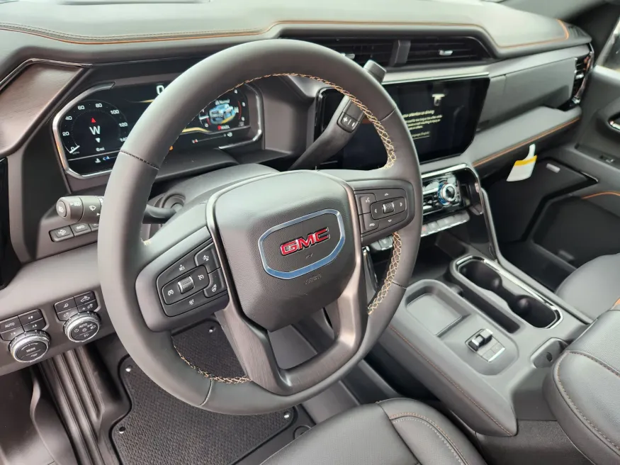 2025 GMC Sierra 2500HD AT4 | Photo 7 of 31