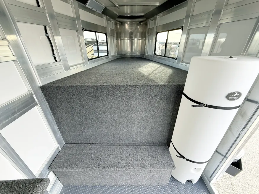 2026 Cimarron Norstar Warmblood 2 + 1 | Photo 5 of 20