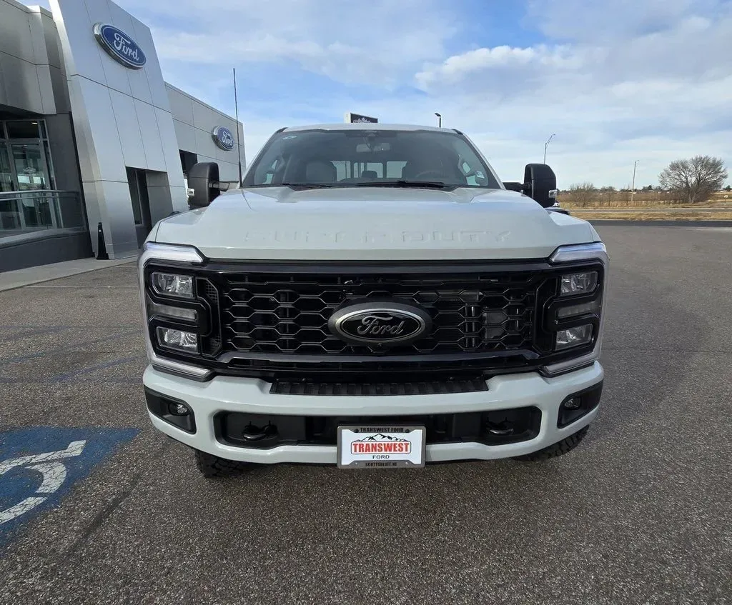 2026 Ford Super Duty F-350 | Photo 2 of 30