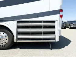 2026 Newmar London Aire 4551 | Thumbnail Photo 32 of 34