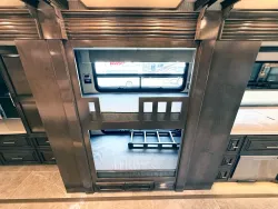 2024 Newmar Supreme Aire 4509 | Thumbnail Photo 12 of 31