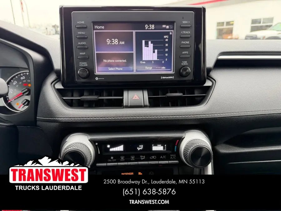 2021 Toyota RAV4 LE | Photo 12 of 23