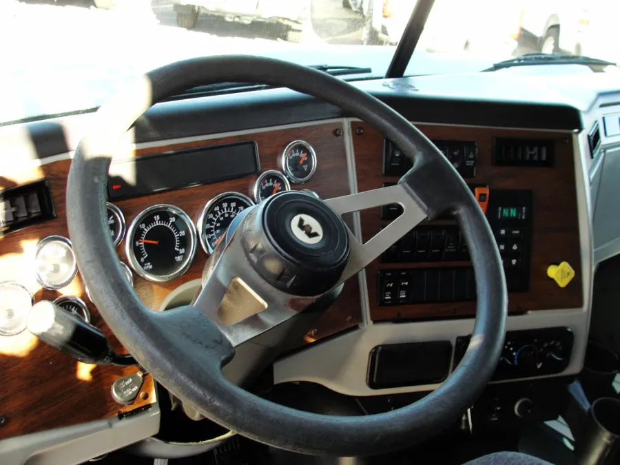 2018 Western Star 4700 | Photo 17 of 20