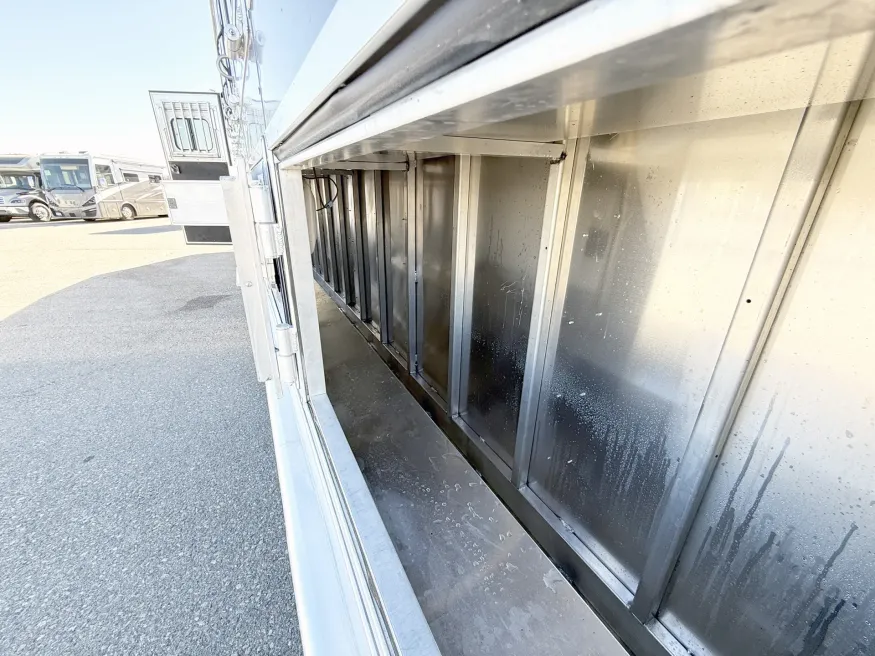 2022 Lakota Bighorn 6HLQ | Photo 21 of 26