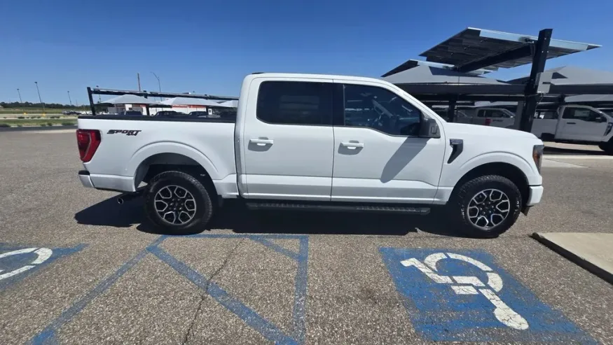2023 Ford F-150 | Photo 4 of 30
