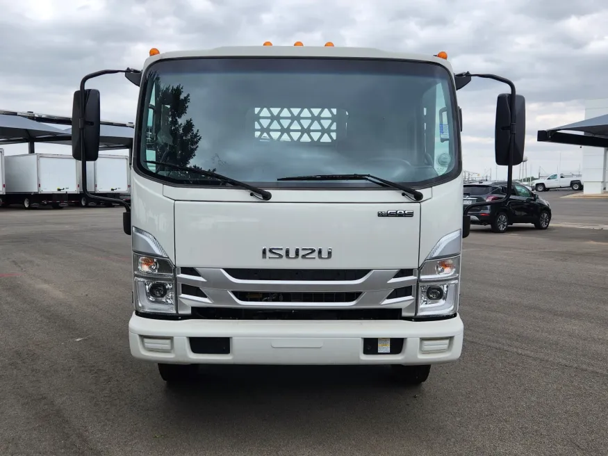 2025 Isuzu NRR-GAS 18&#039; FLATBED | Photo 1 of 6