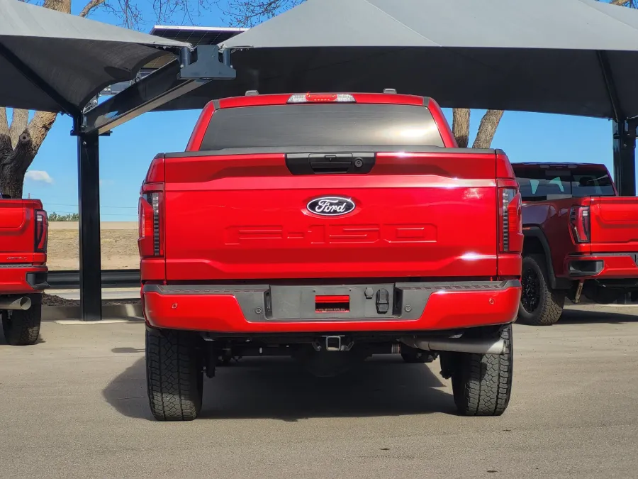2024 Ford F-150 XLT | Photo 5 of 24