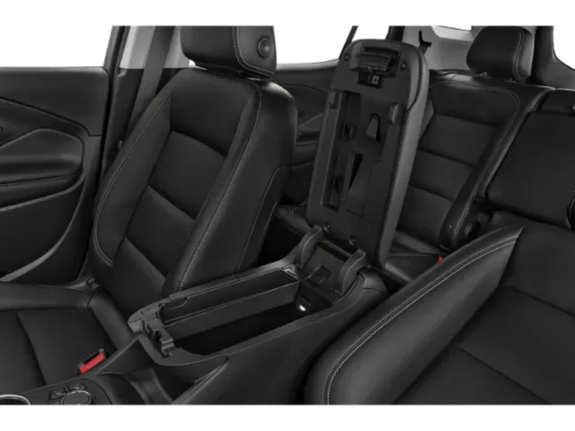 2024 GMC Terrain | Photo 10 of 13