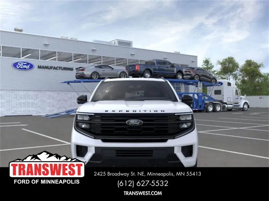 2025 Ford Expedition | Photo 5 of 23