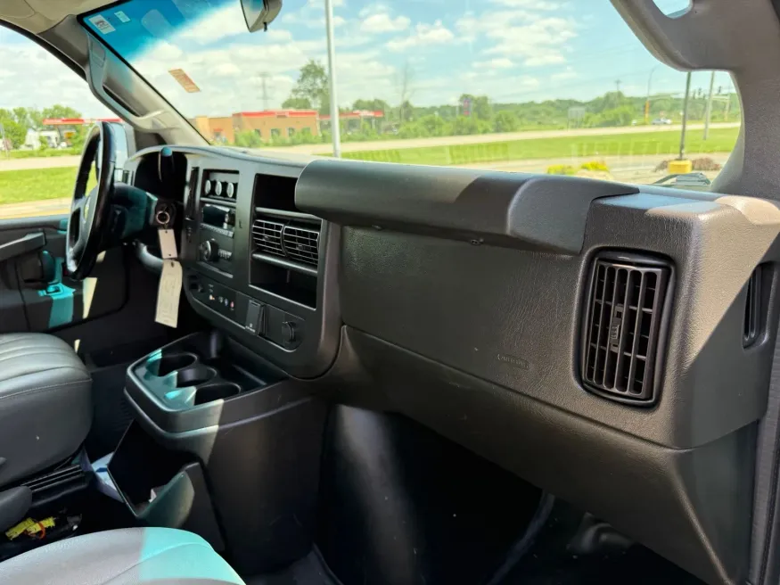 2020 Chevrolet Express 2500 Work Van | Photo 5 of 23