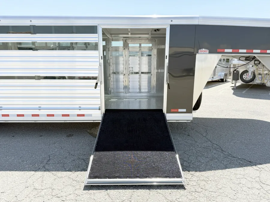 2026 Cimarron Lonestar Stock | Photo 4 of 20