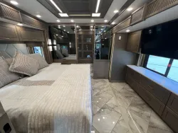 2027 Newmar Essex 4551 | Thumbnail Photo 21 of 39