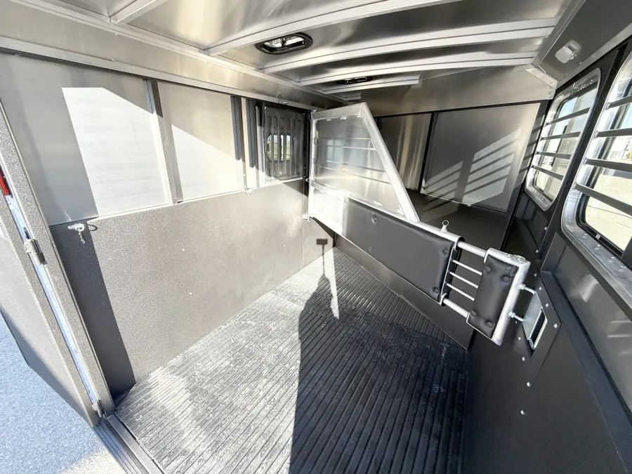 2026 Logan Coach Bullseye 2HGN | Photo 12 of 15