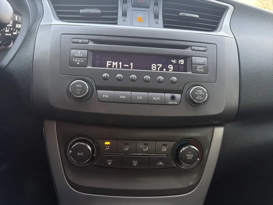 2014 Nissan Sentra FE+ SV | Photo 14 of 18